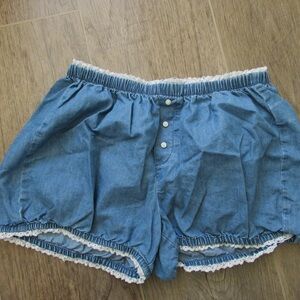 Chambray Elastic Waist Lace Trim Shorts
